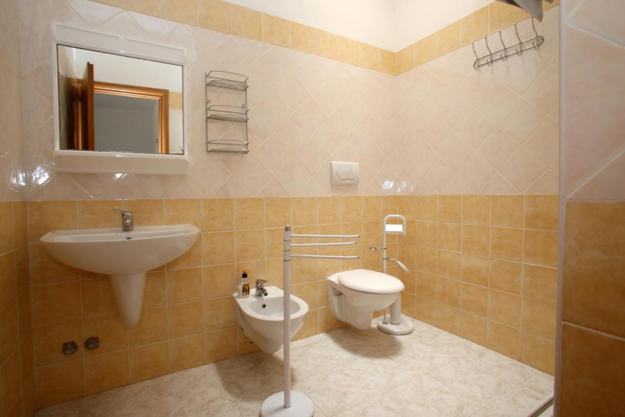 Annaluce Apartments Vieste Esterno foto